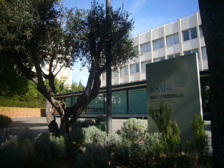 Large esade building 1 in barcelona
